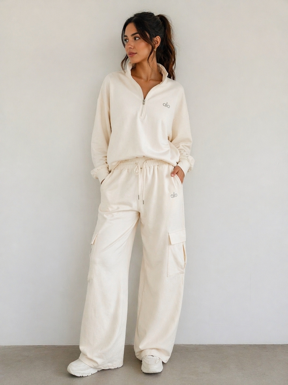 ALO Yoga Women's Cream Quarter Zip Sweatshirt